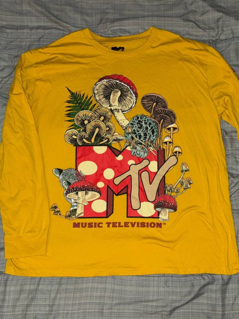 MTV Yellow Mens Long Sleeve Graphic Tee Mushroom Print - New Size 2XL
